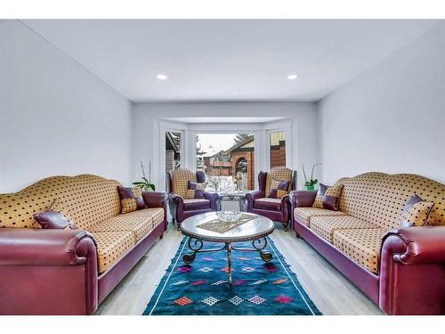 52 Millward Place Ne, Calgary, AB - Indoor Photo Showing Living Room