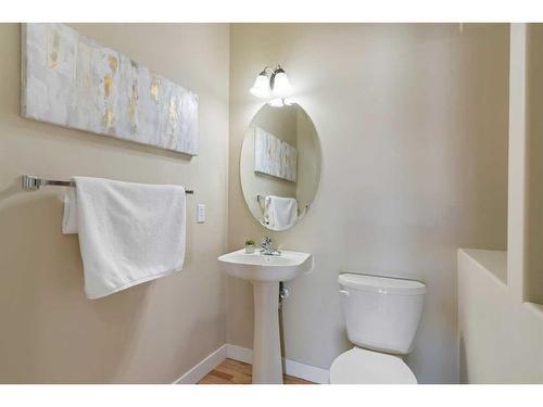 12 Tuscany Glen Place Nw, Calgary, AB - Indoor Photo Showing Bathroom