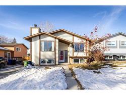 212 Deer Ridge Way SE Calgary, AB T2J 5Y6