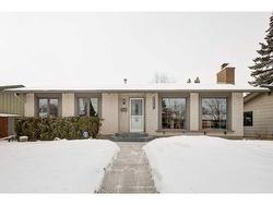 235 Parkland Crescent SE Calgary, AB T2J 3Y4