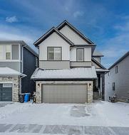 216 Calhoun Crescent NE Calgary, AB T3P 2G1