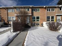 10-116 Silver Crest Drive NW Calgary, AB T3B 4N9