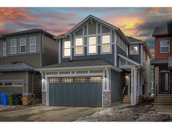 353 Carringvue Place NW Calgary, AB T3P 2A4