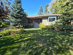 3712 36 Avenue SW Calgary, AB T3E 1C5