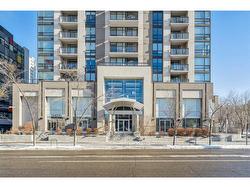 1906-1110 11 Street SW Calgary, AB T2R 1S5