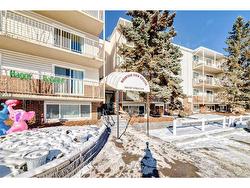 115-3420 50 Street NW Calgary, AB T3A 2E1