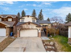 119 Hawkhill Court NW Calgary, AB T3G 2T7