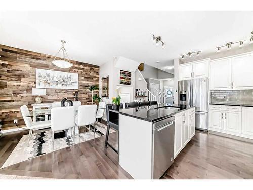 83 Evansborough Common Nw, Calgary, AB - Indoor Photo Showing Kitchen With Upgraded Kitchen