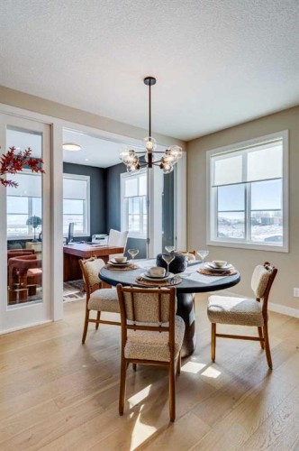 422 River Avenue, Cochrane, AB - Indoor Photo Showing Dining Room