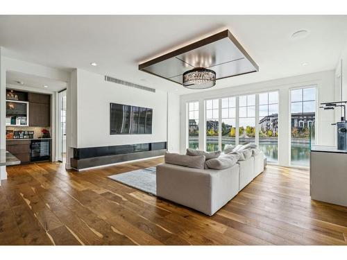 55 Mahogany Island Se, Calgary, AB - Indoor Photo Showing Living Room