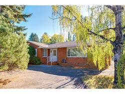 4512 Britannia Drive SW Calgary, AB T2S 1J6