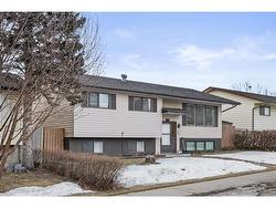 135 Maitland Drive NE Calgary, AB T2A 5A4