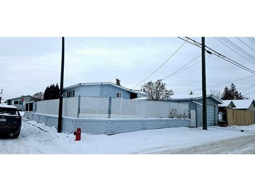 4320 Marbank Drive Ne, Calgary, AB - Outdoor