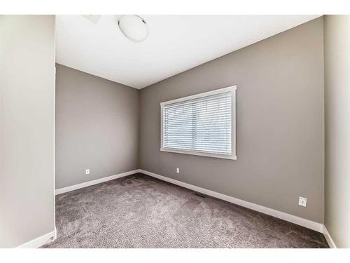 1517 Symons Valley Parkway Nw, Calgary, AB - Indoor Photo Showing Other Room