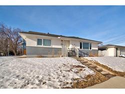 3203 9 Street NW Calgary, AB T2K 1H1