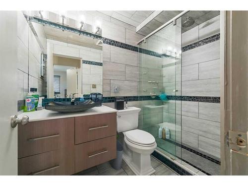 1508 Acadia Drive Se, Calgary, AB - Indoor Photo Showing Bathroom