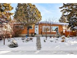 4519 Viscount Drive NW Calgary, AB T3A 0N8