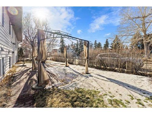 6810 6 Street Sw, Calgary, AB - Outdoor