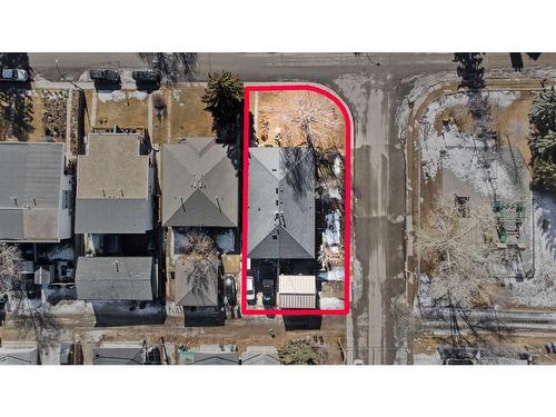 6810 6 Street Sw, Calgary, AB - Outdoor