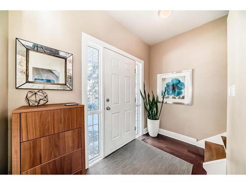 2125 36 Avenue Sw, Calgary, AB - Indoor Photo Showing Other Room