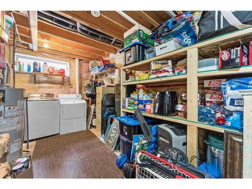 59 Mt Apex Green Se, Calgary, AB - Indoor Photo Showing Laundry Room