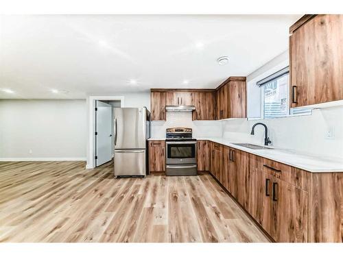 6636 Penbrooke Drive Se, Calgary, AB - Indoor Photo Showing Kitchen With Stainless Steel Kitchen