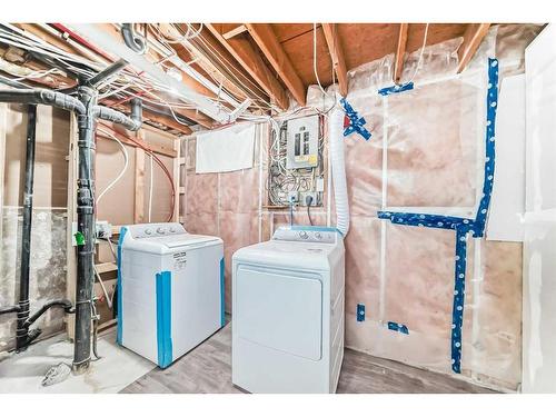 6636 Penbrooke Drive Se, Calgary, AB - Indoor Photo Showing Laundry Room