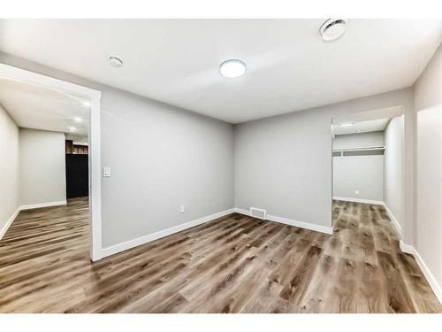 6636 Penbrooke Drive Se, Calgary, AB - Indoor Photo Showing Other Room