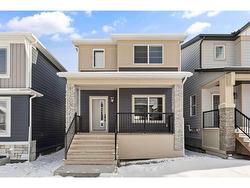 70 Versant View SW Calgary, AB T2Y 0X3