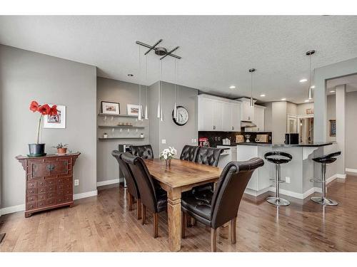 69 Discovery Ridge Hill Sw, Calgary, AB - Indoor Photo Showing Dining Room