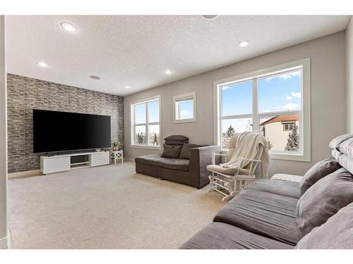 7 Copperleaf Terrace Se, Calgary, AB - Indoor Photo Showing Living Room