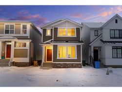 32 Rowmont Common NW Calgary, AB T3L 0L3