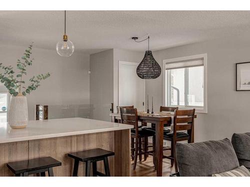 47 Henefer Road Sw, Calgary, AB - Indoor Photo Showing Dining Room