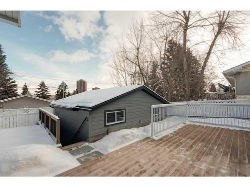 47 Henefer Road Sw, Calgary, AB - Outdoor