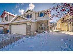 140 EVERHOLLOW Way SW Calgary, AB T2Y 4R7