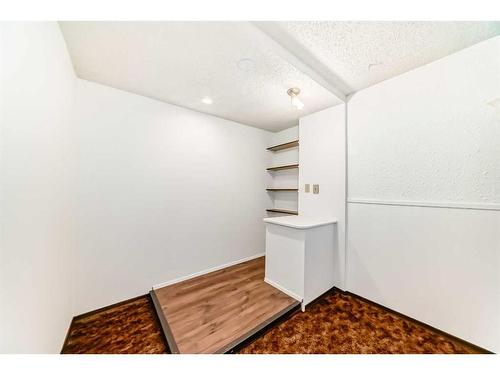 3719 Whitehorn Drive Ne, Calgary, AB - Indoor Photo Showing Other Room