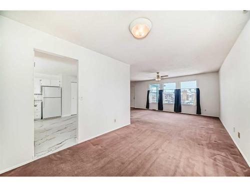 3719 Whitehorn Drive Ne, Calgary, AB - Indoor Photo Showing Other Room