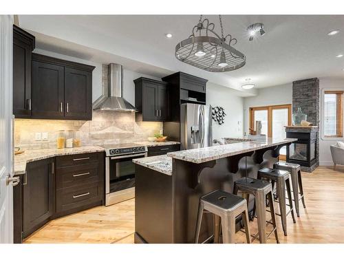 2325 22 Avenue Sw, Calgary, AB - Indoor Photo Showing Kitchen With Stainless Steel Kitchen With Upgraded Kitchen