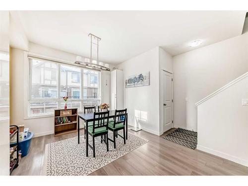 33 Sherwood Lane Nw, Calgary, AB - Indoor Photo Showing Dining Room