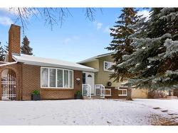 416 Allston Avenue SE Calgary, AB T2H 1R7