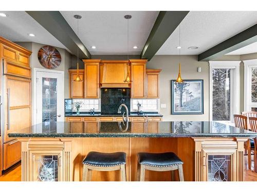 22 Strathridge Grove Sw, Calgary, AB - Indoor Photo Showing Kitchen