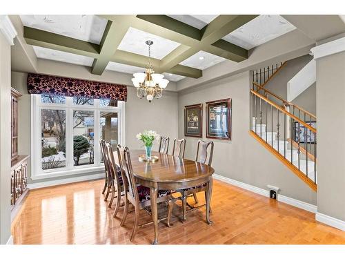 22 Strathridge Grove Sw, Calgary, AB - Indoor Photo Showing Dining Room