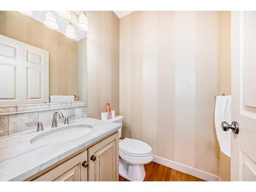 46 Valley Ponds Way Nw, Calgary, AB - Indoor Photo Showing Bathroom