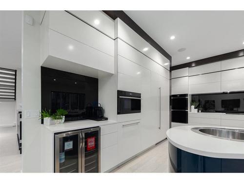 41 Aspen Ridge Terrace Sw, Calgary, AB - Indoor Photo Showing Kitchen