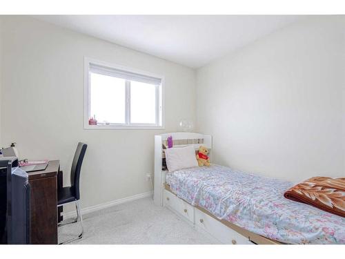 30 Saddlemead Way Ne, Calgary, AB - Indoor Photo Showing Bedroom