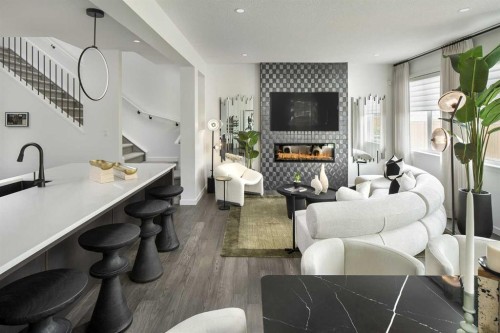 149 Mitchell Road Nw, Calgary, AB - Indoor Photo Showing Other Room