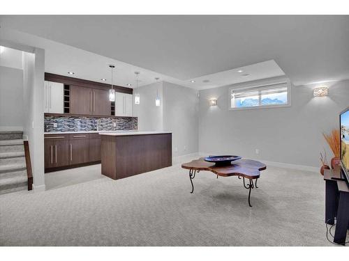 1907 Westmount Road Nw, Calgary, AB - Indoor Photo Showing Other Room