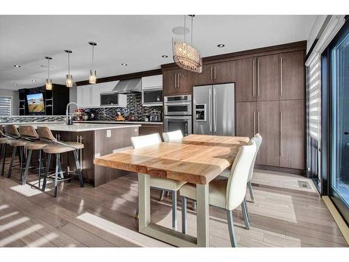 1907 Westmount Road Nw, Calgary, AB - Indoor Photo Showing Dining Room