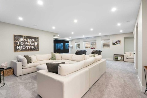 116 Centre Avenue Ne, Airdrie, AB - Indoor