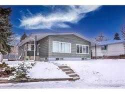 2615 24 Street NW Calgary, AB T2M 3Y9